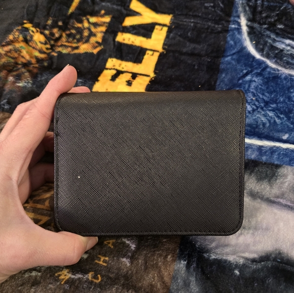 Steve Madden Wallet.. - Picture 3 of 7